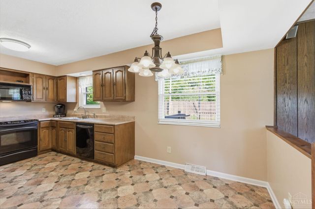 8046 Blairhouse Drive, Anderson Twp, OH 45244