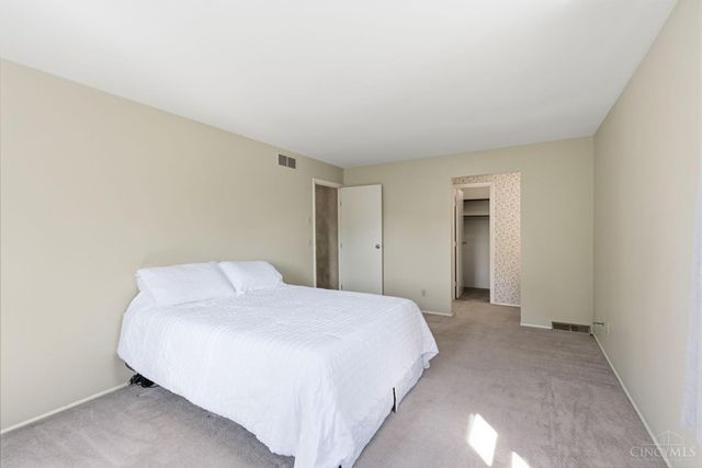 8046 Blairhouse Drive, Anderson Twp, OH 45244