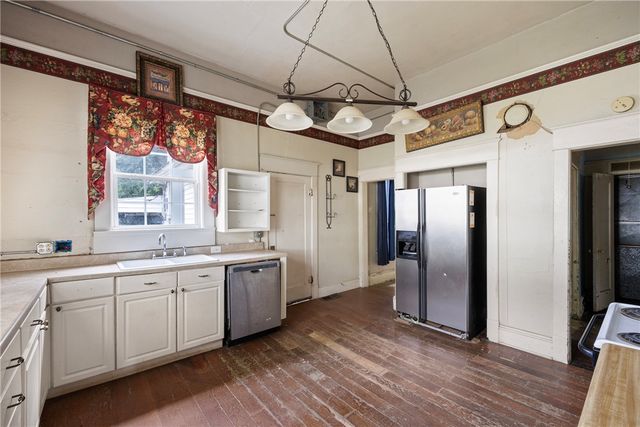 308 W Main Street, Atkins, AR 72823