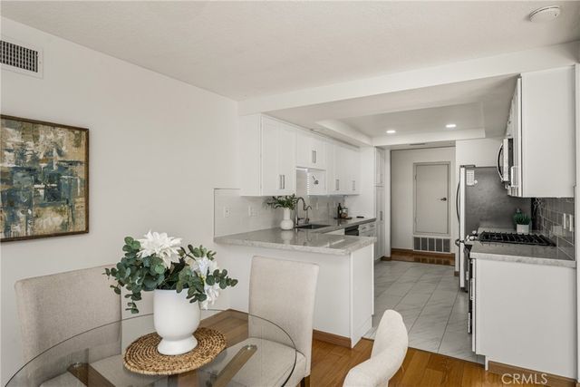 6 Whitecloud, Irvine, CA 92614