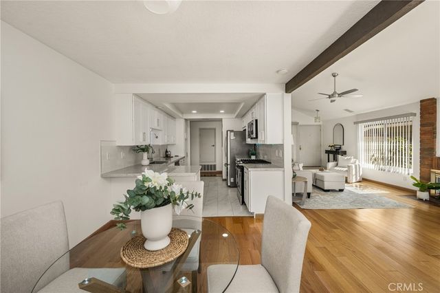 6 Whitecloud, Irvine, CA 92614