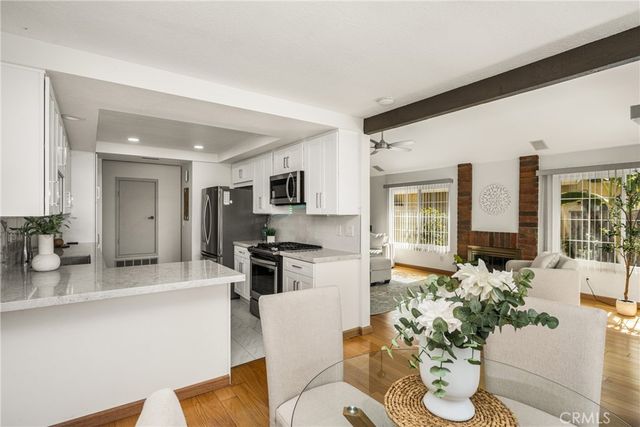 6 Whitecloud, Irvine, CA 92614