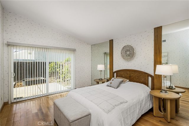 6 Whitecloud, Irvine, CA 92614