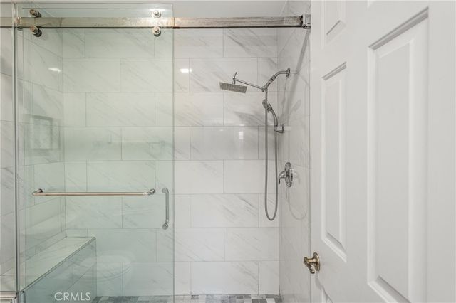 6 Whitecloud, Irvine, CA 92614