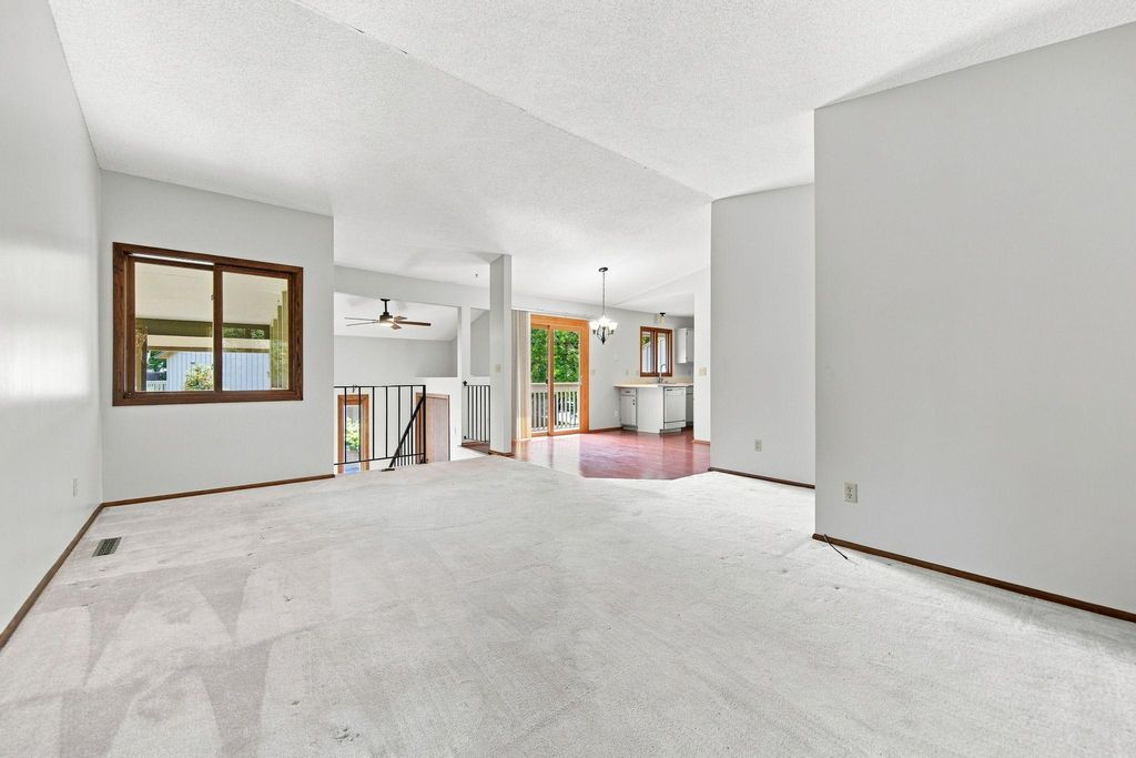 7232 Woodstock Drive, Bloomington, MN 55438 — photo 2