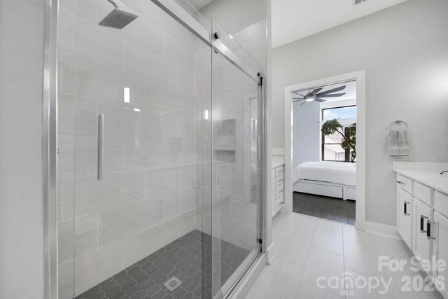 2401 Euclid Avenue 301, Charlotte, NC 28203