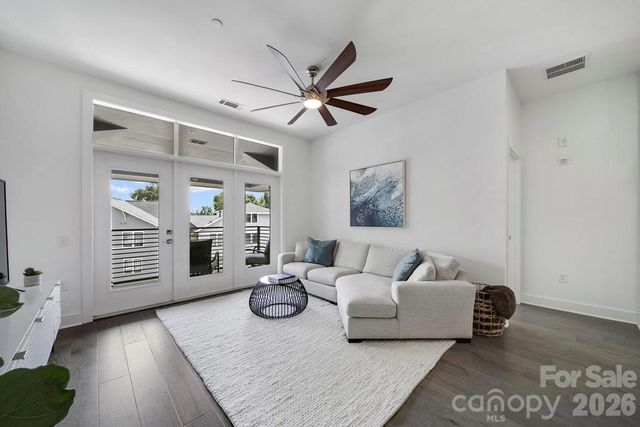 2401 Euclid Avenue 301, Charlotte, NC 28203