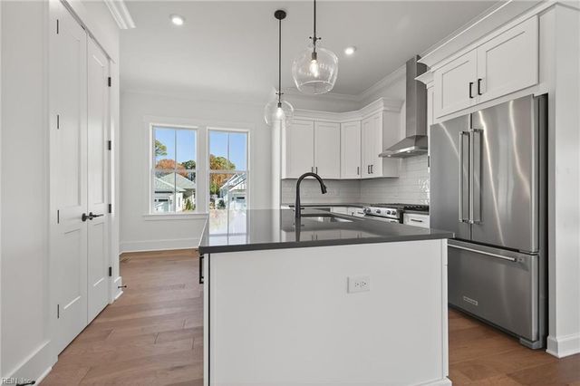 306 Bayside AVE, Cape Charles, VA 23310