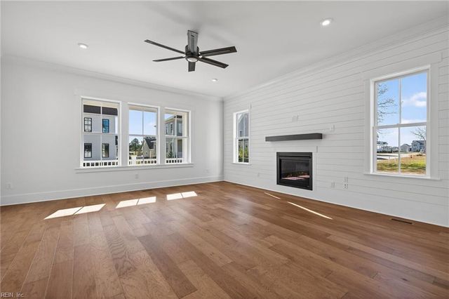 306 Bayside AVE, Cape Charles, VA 23310