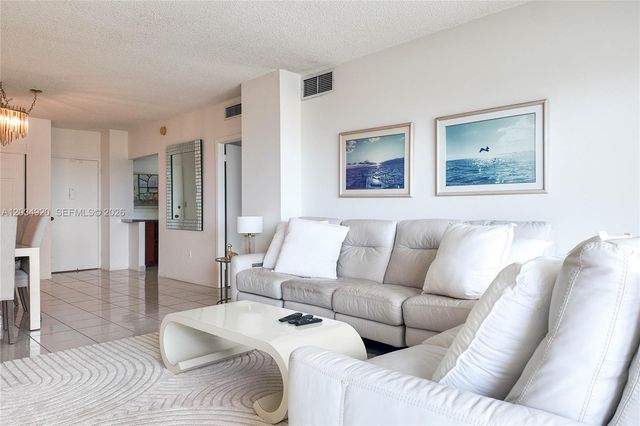 1950 S Ocean Dr 5B, Hallandale Beach, FL 33009