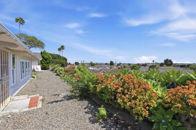 3685 Vista Campana North 41, Oceanside, CA 92057