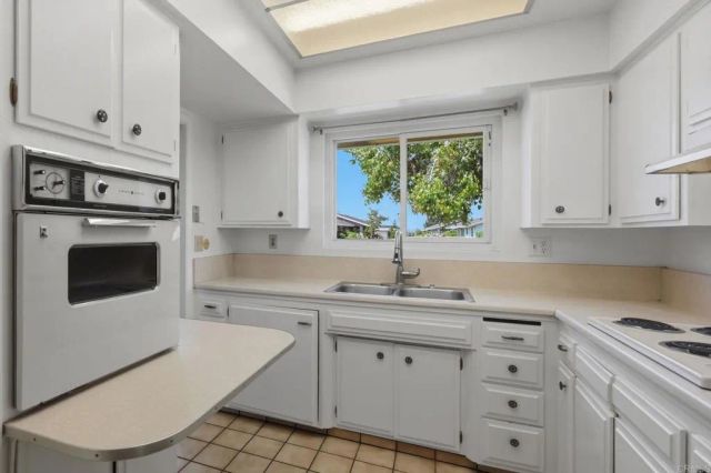 3685 Vista Campana North 41, Oceanside, CA 92057