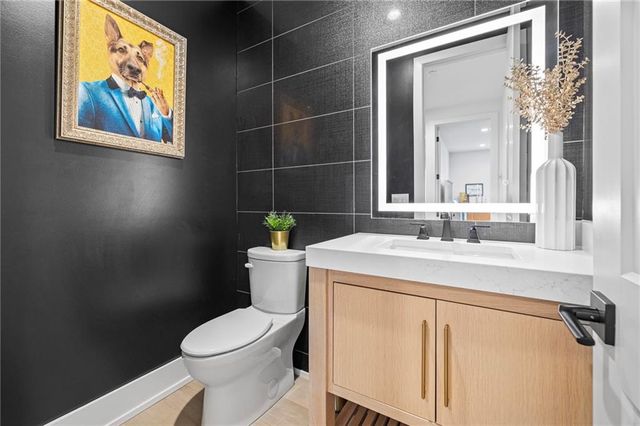 10126 N Kansas Court, Kansas City, MO 64155