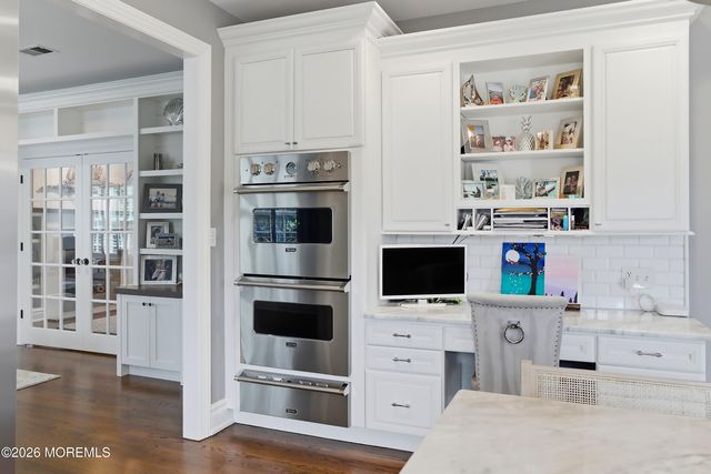 33 Highland Avenue, Monmouth Beach, NJ 07750