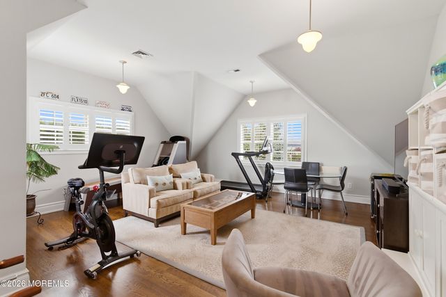 33 Highland Avenue, Monmouth Beach, NJ 07750