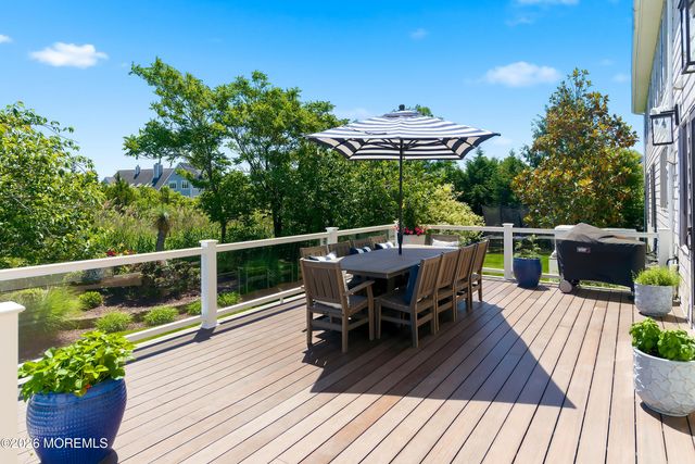 33 Highland Avenue, Monmouth Beach, NJ 07750