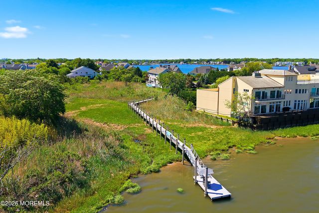 33 Highland Avenue, Monmouth Beach, NJ 07750
