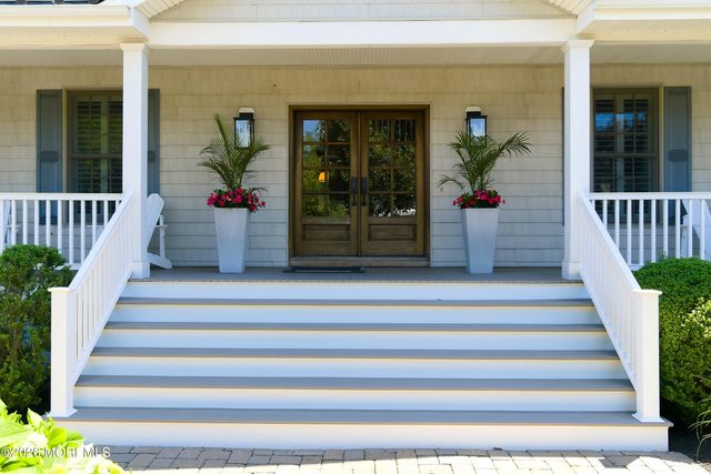 33 Highland Avenue, Monmouth Beach, NJ 07750