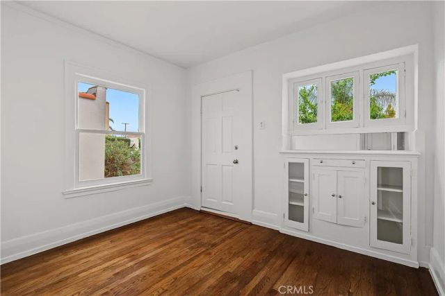 1061 N Minerva, Long Beach, CA 90813