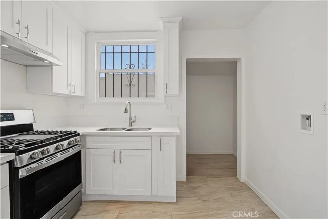 1061 N Minerva, Long Beach, CA 90813