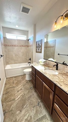 815 Thorncrest Dr, Pueblo, CO 81005