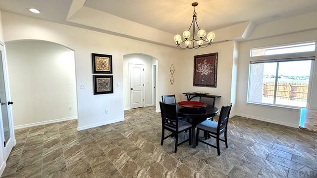 815 Thorncrest Dr, Pueblo, CO 81005