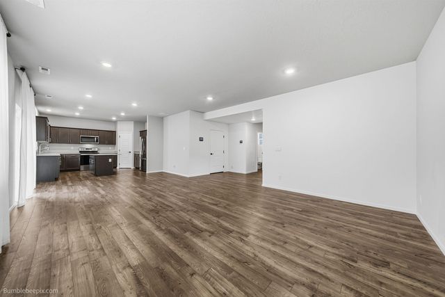 8005 S Avery Rd, Cheney, WA 99004