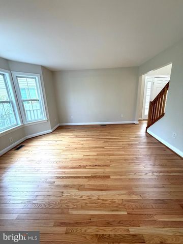 548 PALMER FARM DR, Yardley, PA 19067