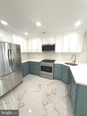 548 PALMER FARM DR, Yardley, PA 19067