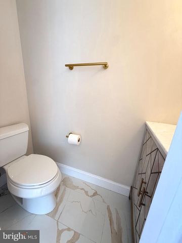 548 PALMER FARM DR, Yardley, PA 19067