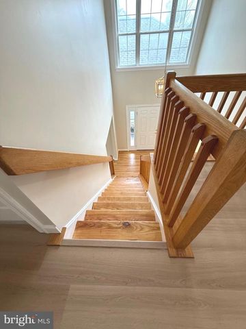 548 PALMER FARM DR, Yardley, PA 19067