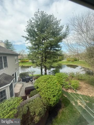 548 PALMER FARM DR, Yardley, PA 19067