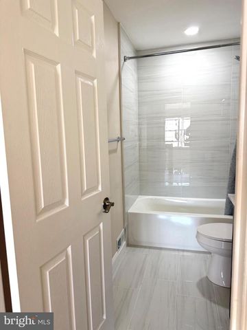 548 PALMER FARM DR, Yardley, PA 19067