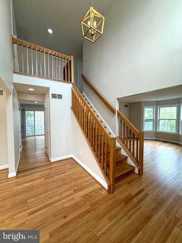 548 PALMER FARM DR, Yardley, PA 19067