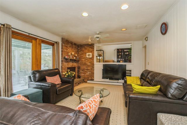 23 Dressler Road, Greenlawn, NY 11740