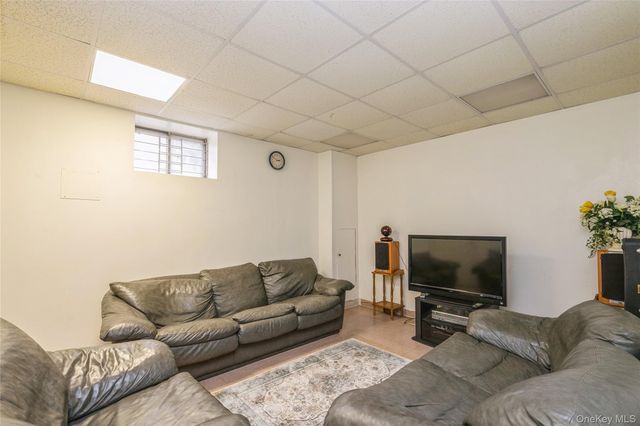 23 Dressler Road, Greenlawn, NY 11740