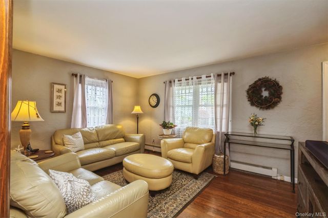 2454 4th Avenue, East Meadow, NY 11554