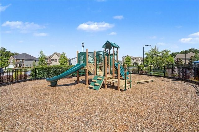 278 Azalea Bloom Drive, Loganville, GA 30052