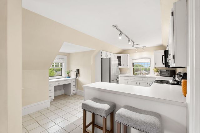 39 Broad St 5, Newburyport, MA 01950