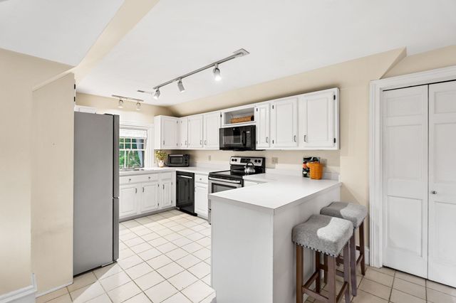 39 Broad St 5, Newburyport, MA 01950