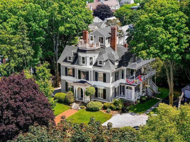 39 Broad St 5, Newburyport, MA 01950
