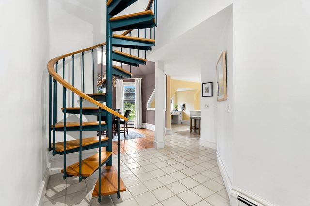 39 Broad St 5, Newburyport, MA 01950