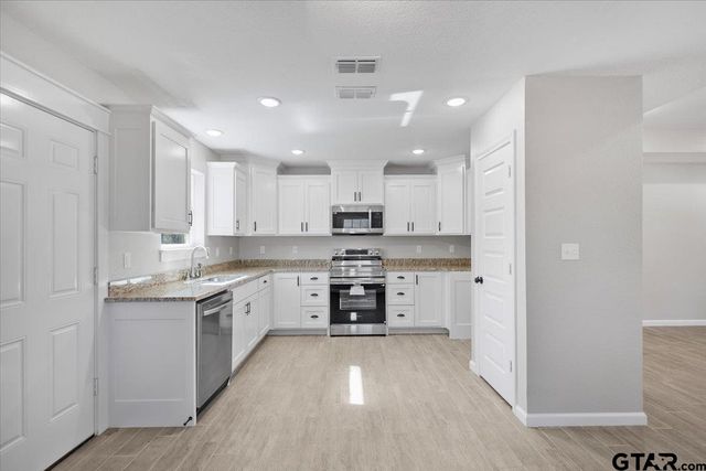 234 Sabinal Dr., Bullard, TX 75757