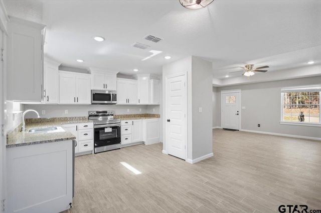 234 Sabinal Dr., Bullard, TX 75757