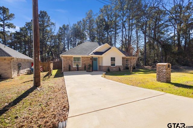 234 Sabinal Dr., Bullard, TX 75757