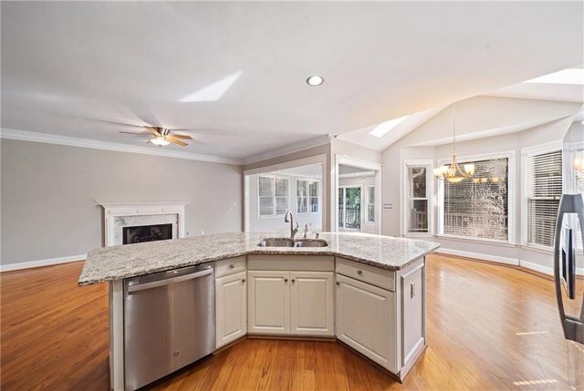 135 Nautica Way, Roswell, GA 30076