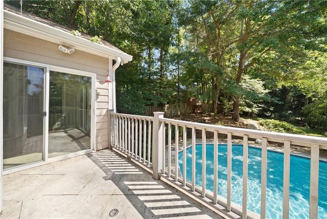 135 Nautica Way, Roswell, GA 30076