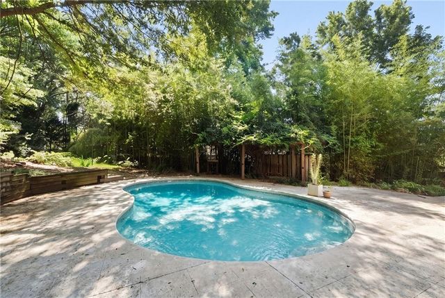 135 Nautica Way, Roswell, GA 30076
