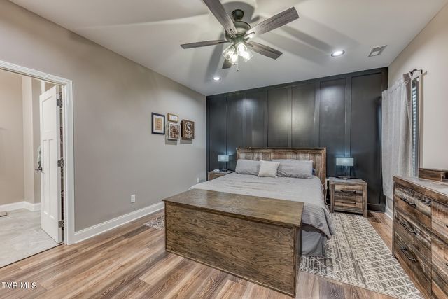 1381 Orchard View Lane, Piney Flats, TN 37686