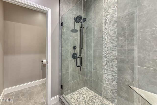 1381 Orchard View Lane, Piney Flats, TN 37686